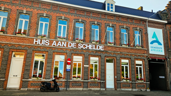 Huis aan de Schelde